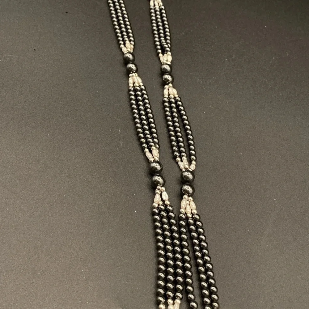 Elegant Black and Gold Beaded Necklace